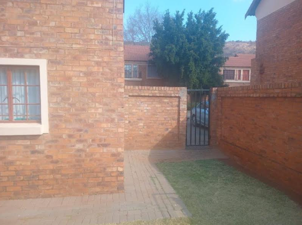 3 Bedroom Property for Sale in Amandasig Gauteng