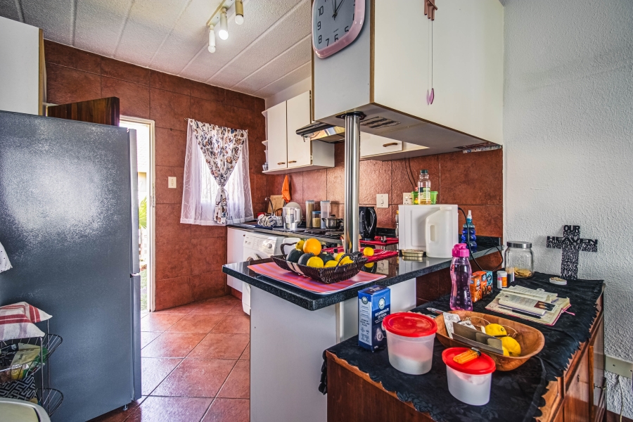 2 Bedroom Property for Sale in Pomona Gauteng