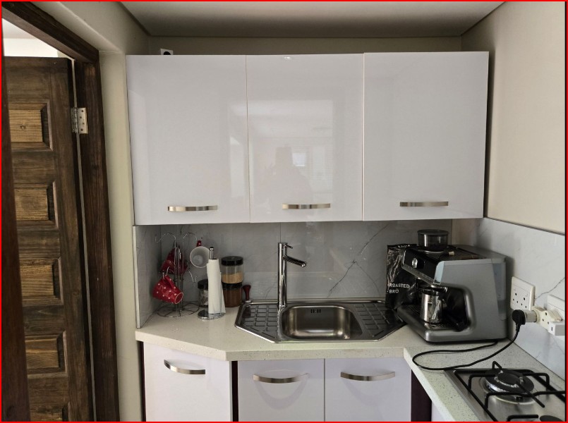 To Let 2 Bedroom Property for Rent in Atholl Gauteng