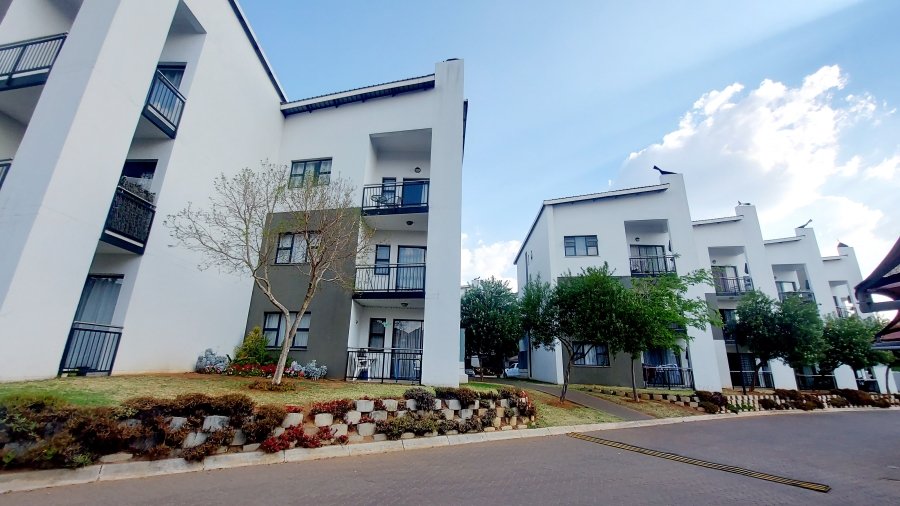 2 Bedroom Property for Sale in Elardus Park Gauteng