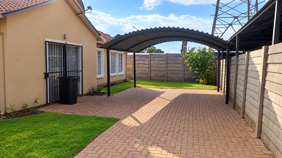 3 Bedroom Property for Sale in Terenure Gauteng