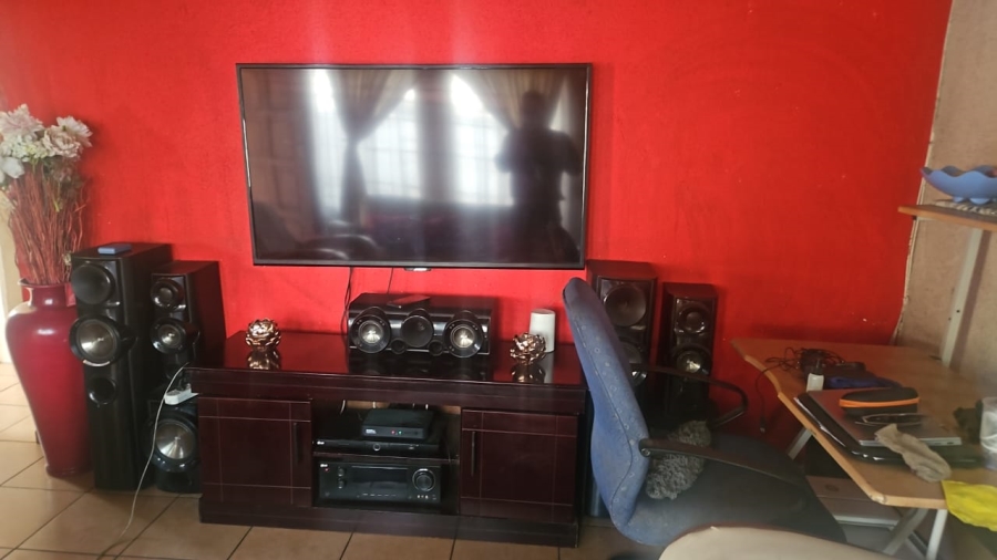 3 Bedroom Property for Sale in Terenure Gauteng