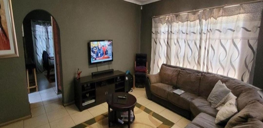 2 Bedroom Property for Sale in Birch Acres Gauteng