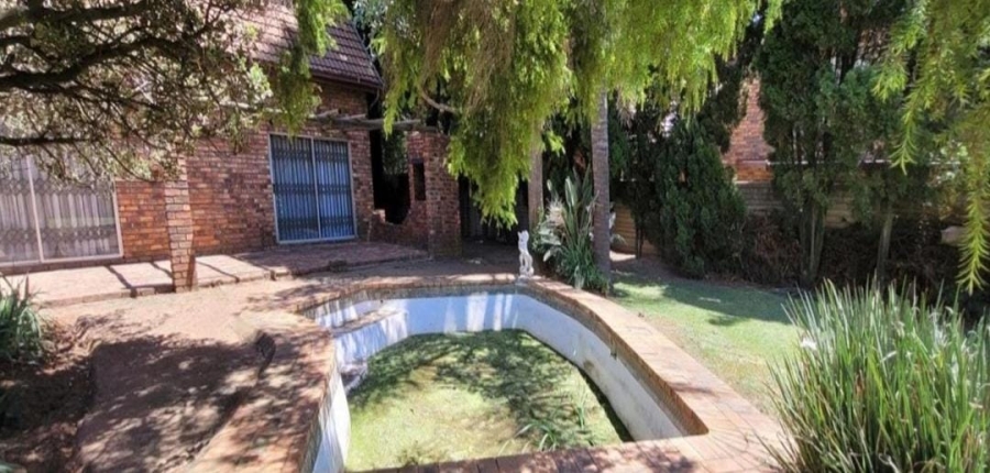 2 Bedroom Property for Sale in Birch Acres Gauteng