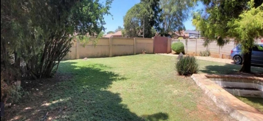 2 Bedroom Property for Sale in Birch Acres Gauteng