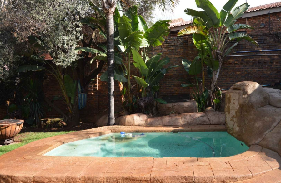 4 Bedroom Property for Sale in Meyersdal Gauteng