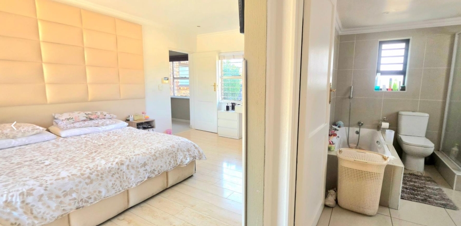 3 Bedroom Property for Sale in Bassonia Gauteng