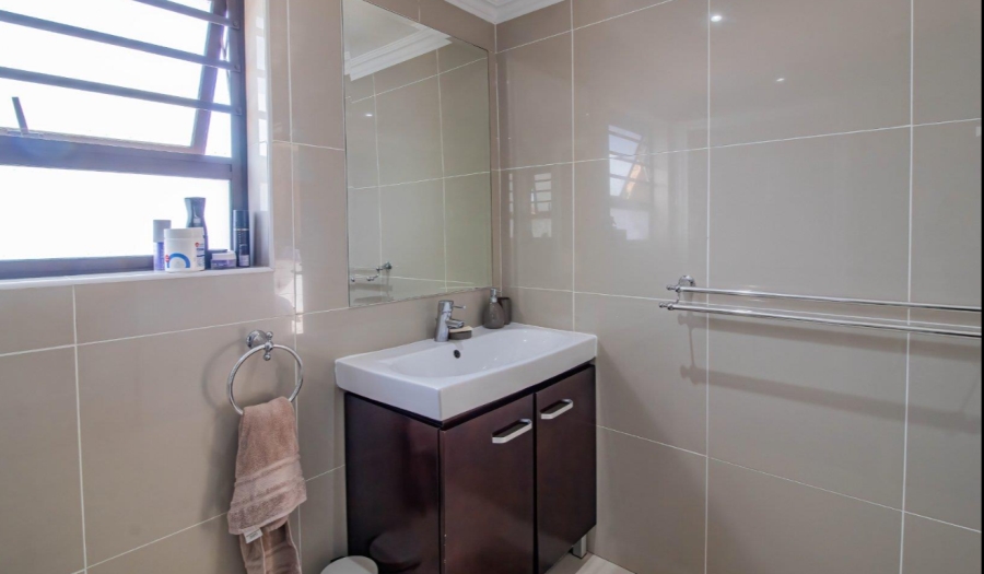3 Bedroom Property for Sale in Bassonia Gauteng