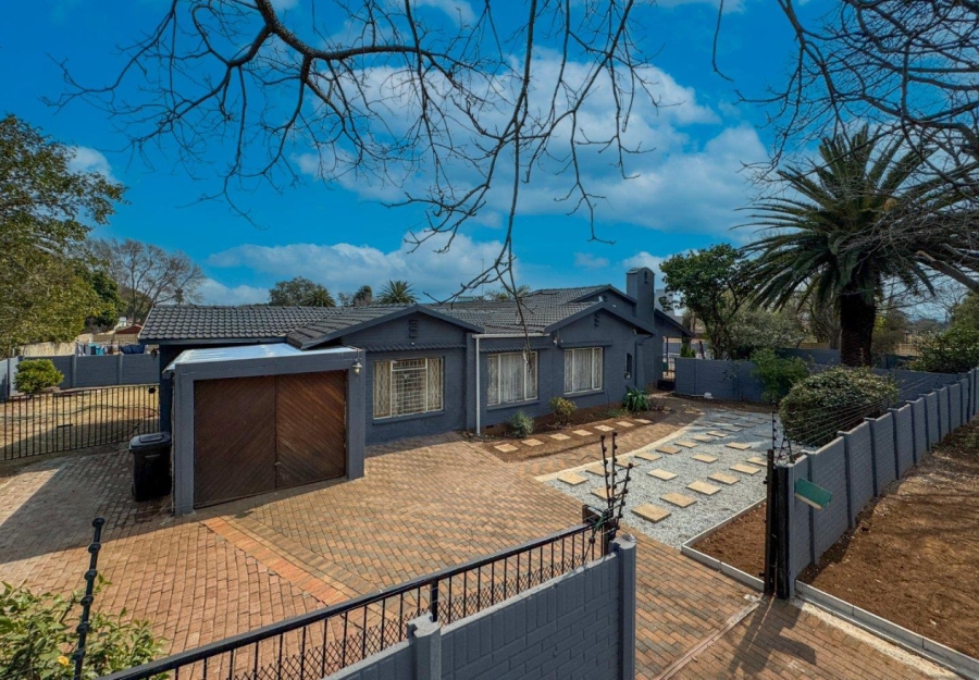 3 Bedroom Property for Sale in Croydon Gauteng