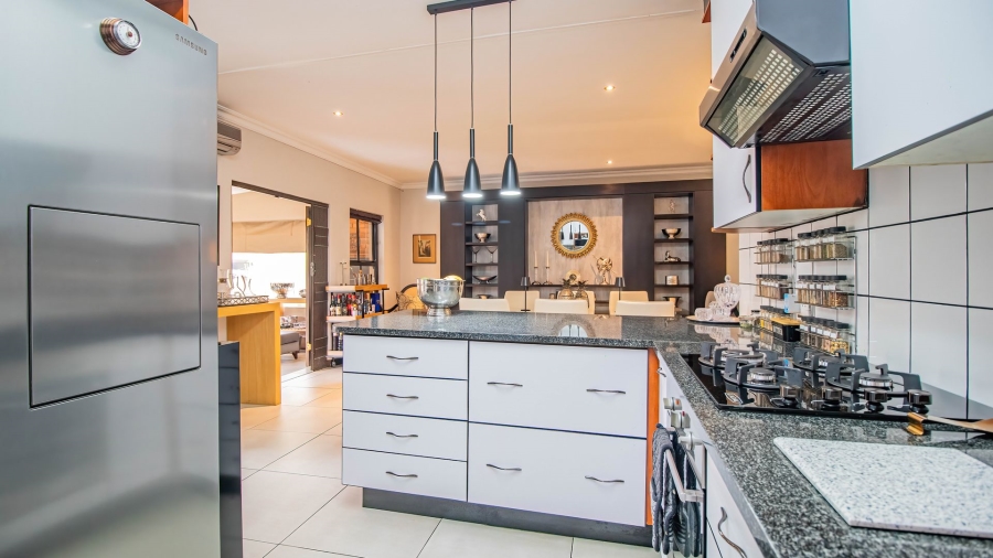3 Bedroom Property for Sale in Alberante Gauteng