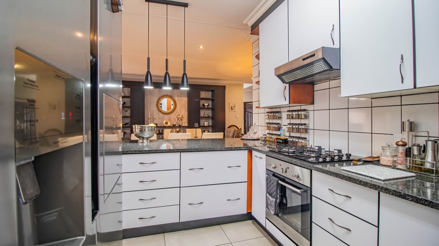 3 Bedroom Property for Sale in Alberante Gauteng