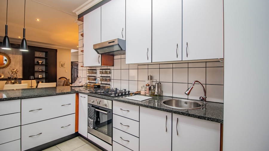 3 Bedroom Property for Sale in Alberante Gauteng