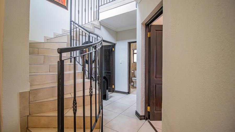 3 Bedroom Property for Sale in Alberante Gauteng