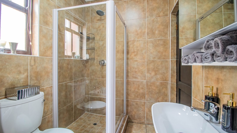 3 Bedroom Property for Sale in Alberante Gauteng