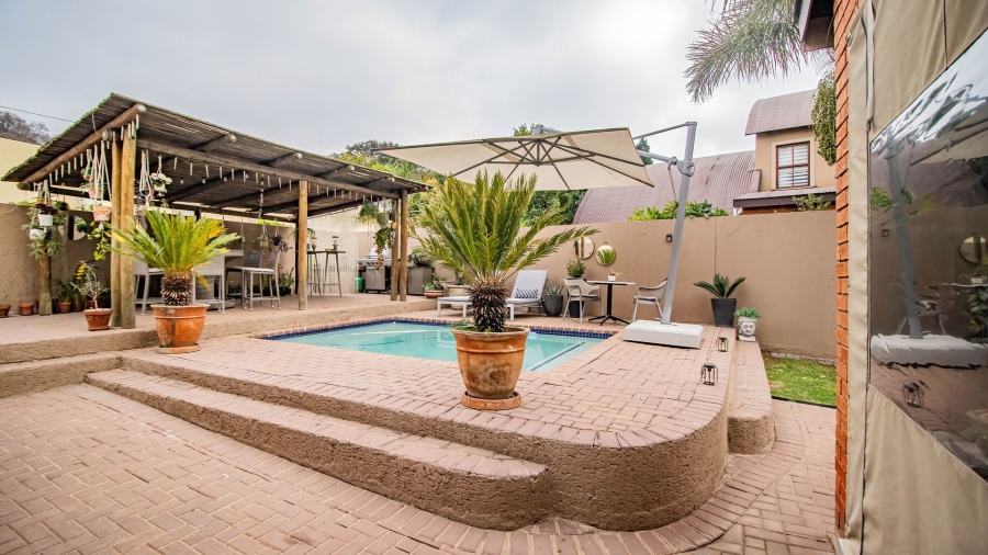 3 Bedroom Property for Sale in Alberante Gauteng