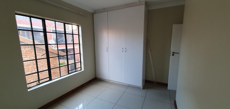 To Let 2 Bedroom Property for Rent in Meyersdal Gauteng