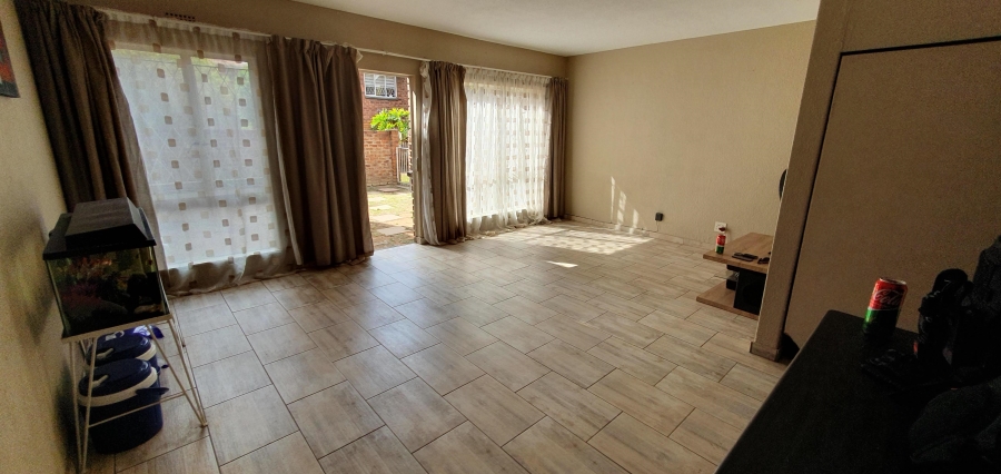 3 Bedroom Property for Sale in Brackenhurst Gauteng