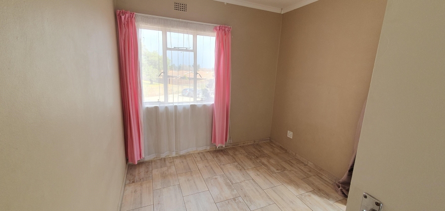 3 Bedroom Property for Sale in Brackenhurst Gauteng