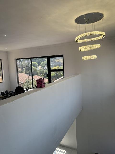 4 Bedroom Property for Sale in Oakdene Gauteng