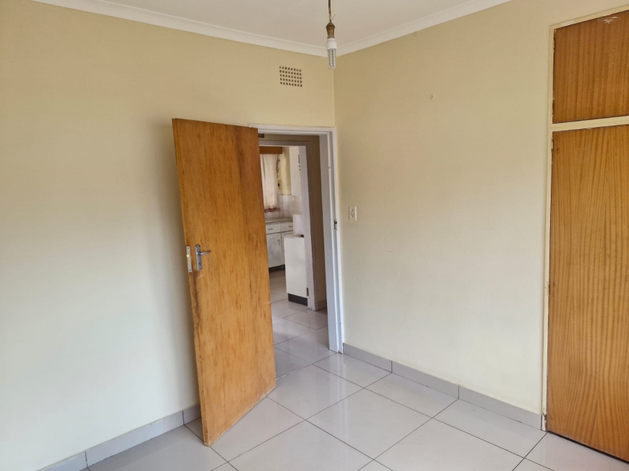 6 Bedroom Property for Sale in Westdene Gauteng