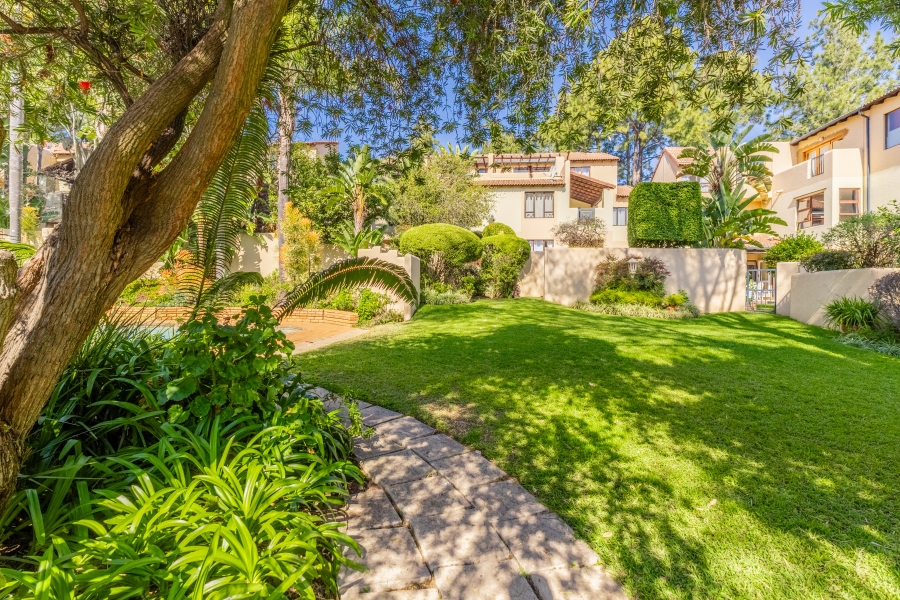 2 Bedroom Property for Sale in Bryanston Gauteng