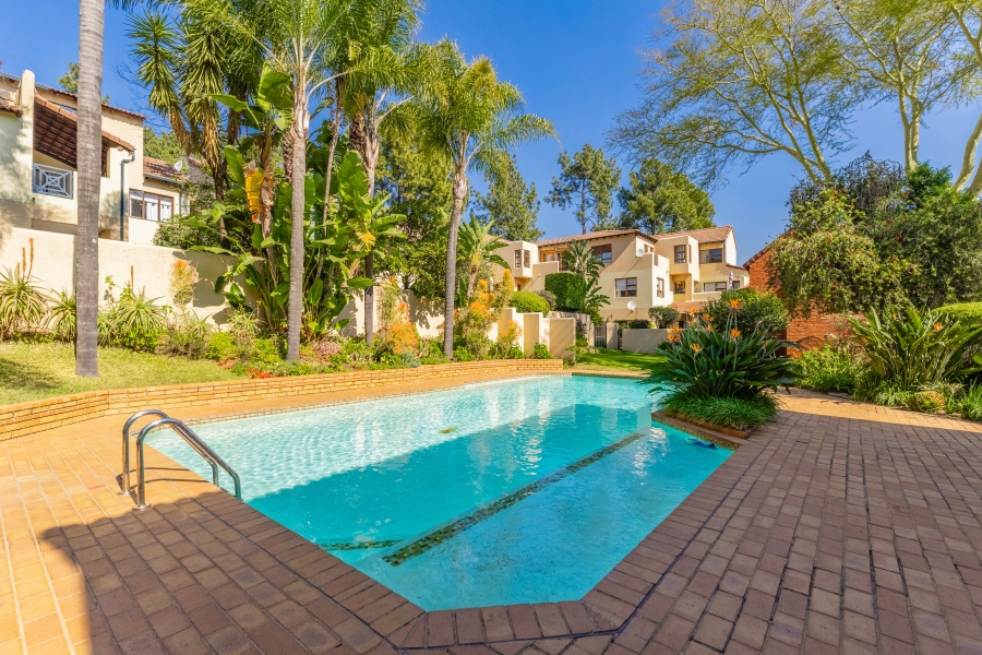 2 Bedroom Property for Sale in Bryanston Gauteng
