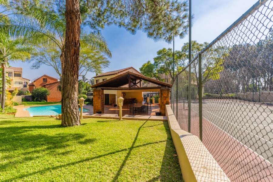 2 Bedroom Property for Sale in Bryanston Gauteng