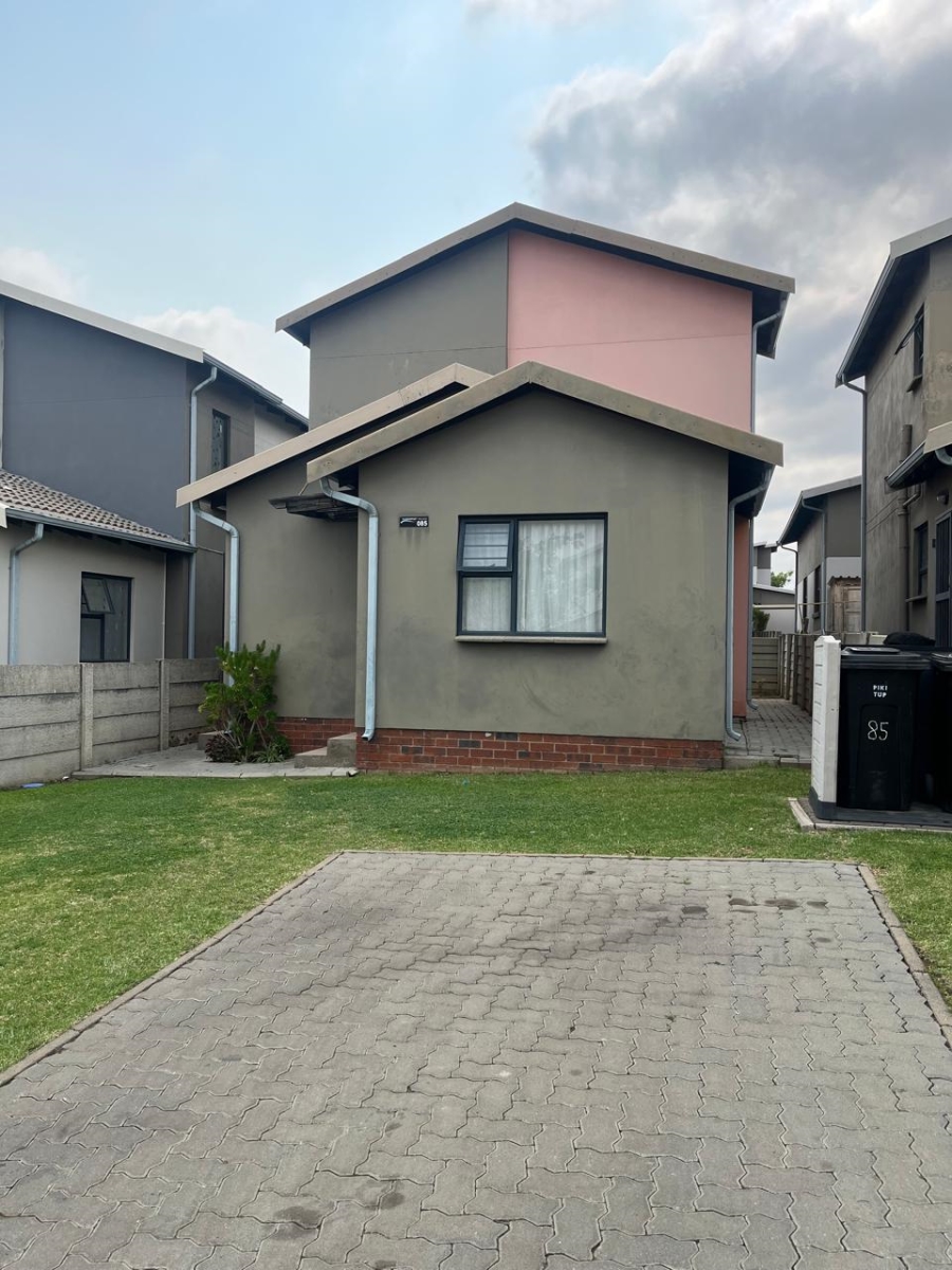 3 Bedroom Property for Sale in Noordwyk Gauteng