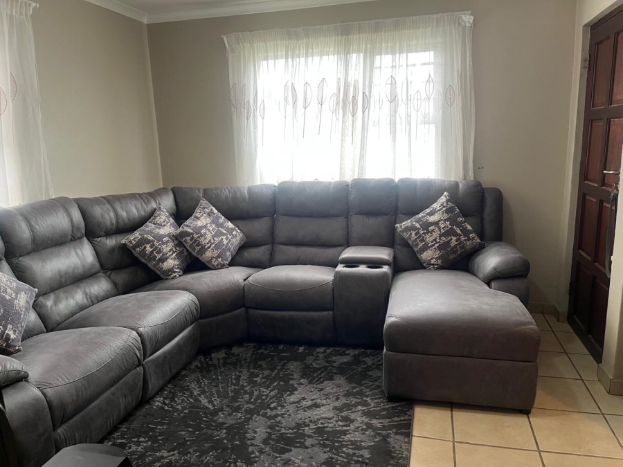 3 Bedroom Property for Sale in Noordwyk Gauteng