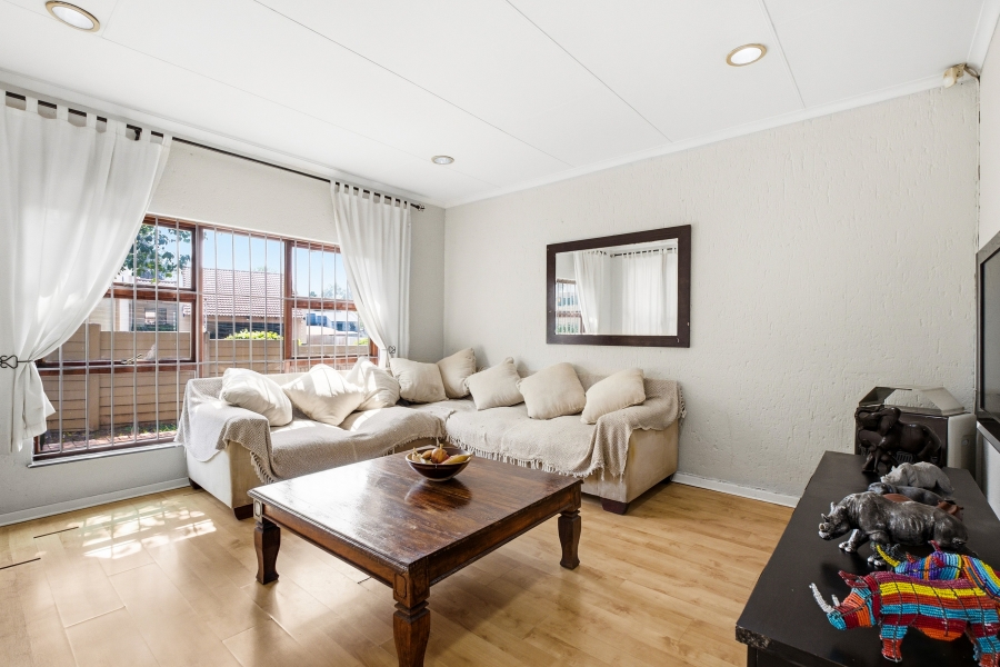 4 Bedroom Property for Sale in Petervale Gauteng