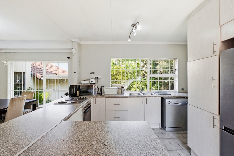 4 Bedroom Property for Sale in Petervale Gauteng