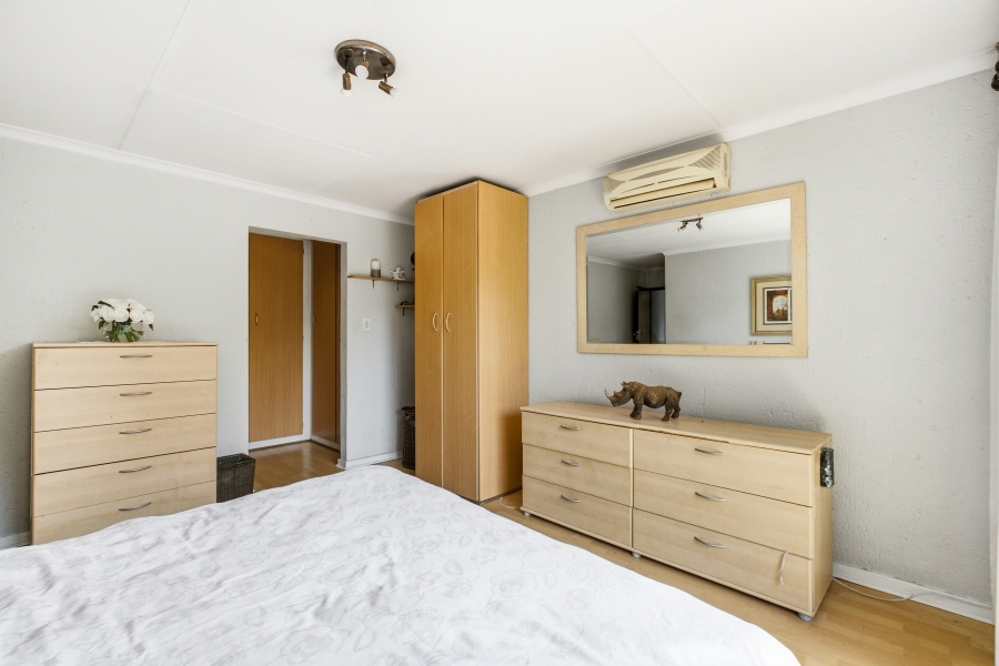 4 Bedroom Property for Sale in Petervale Gauteng
