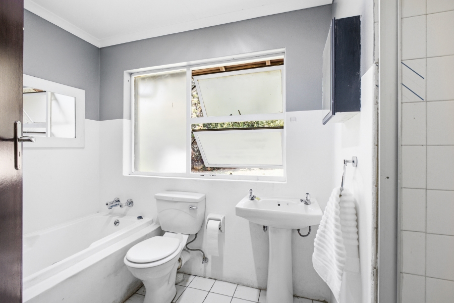 4 Bedroom Property for Sale in Petervale Gauteng