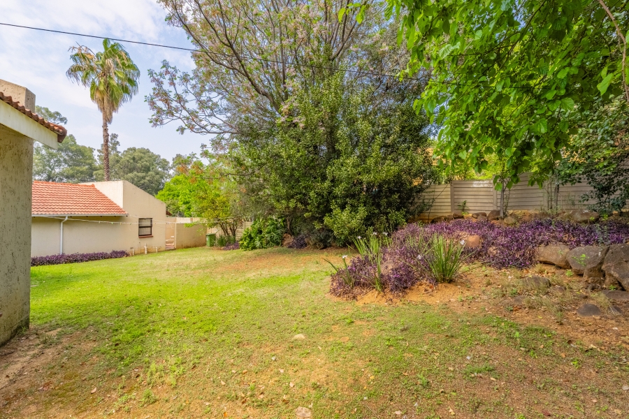 4 Bedroom Property for Sale in Petervale Gauteng