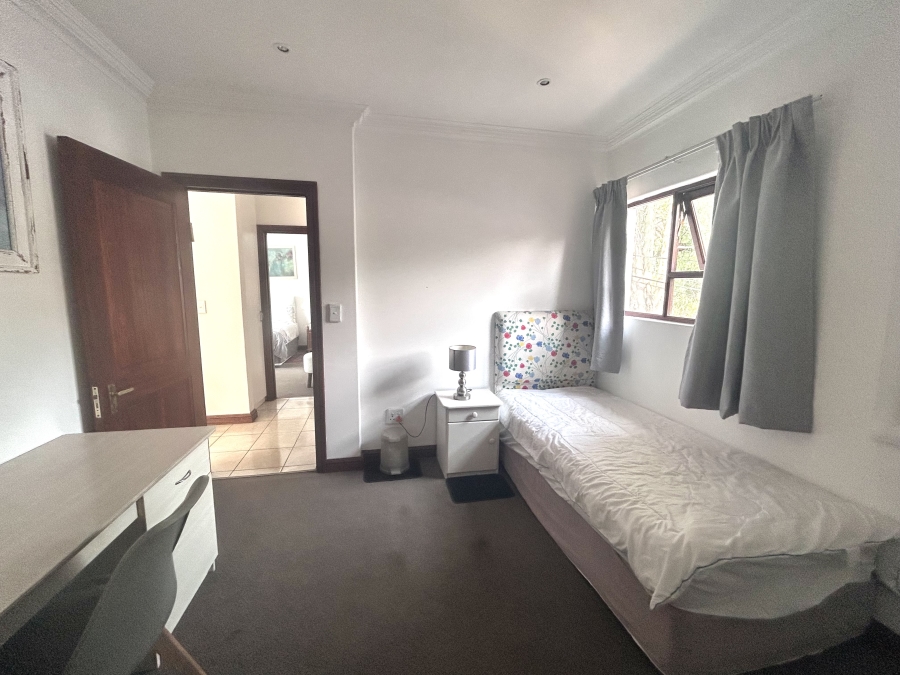 To Let 2 Bedroom Property for Rent in Orchards Gauteng