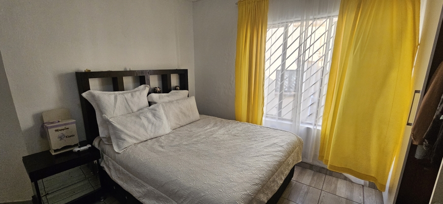 3 Bedroom Property for Sale in Mondeor Gauteng