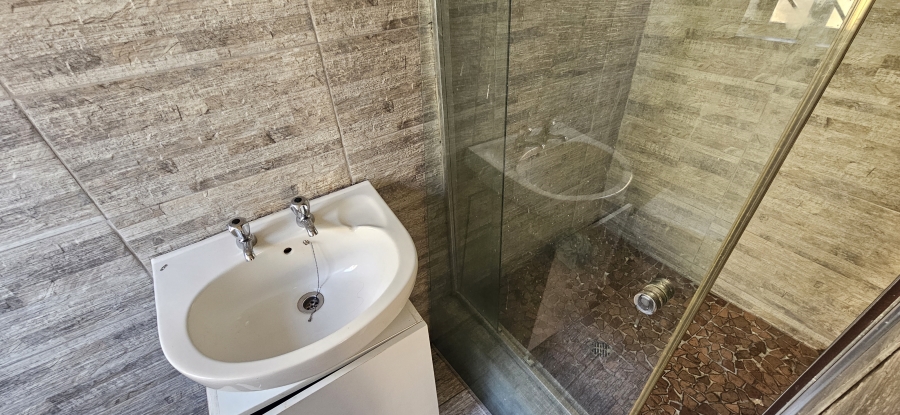 3 Bedroom Property for Sale in Mondeor Gauteng