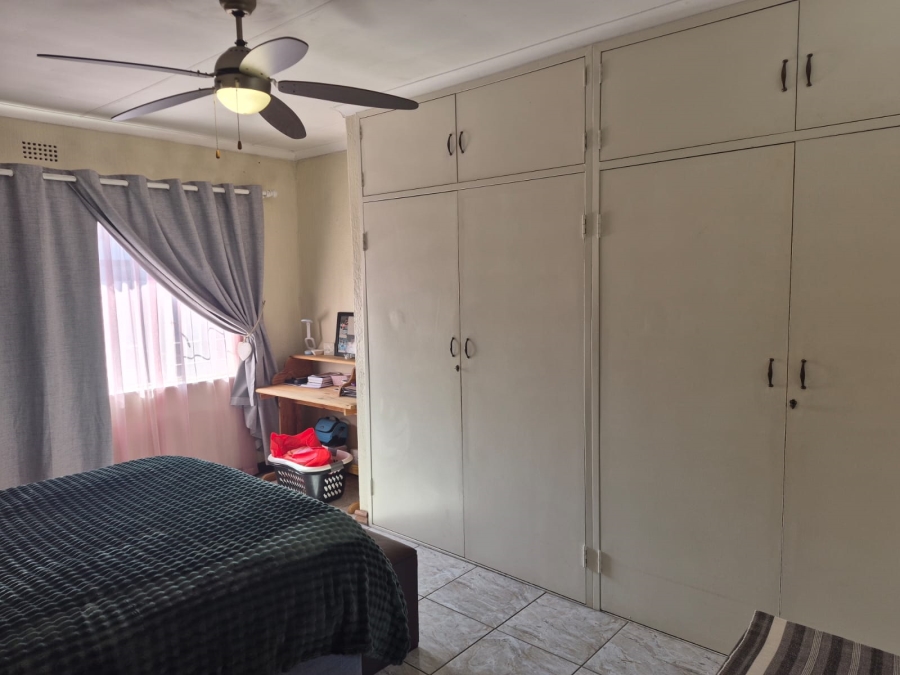 To Let 3 Bedroom Property for Rent in Birchleigh Gauteng