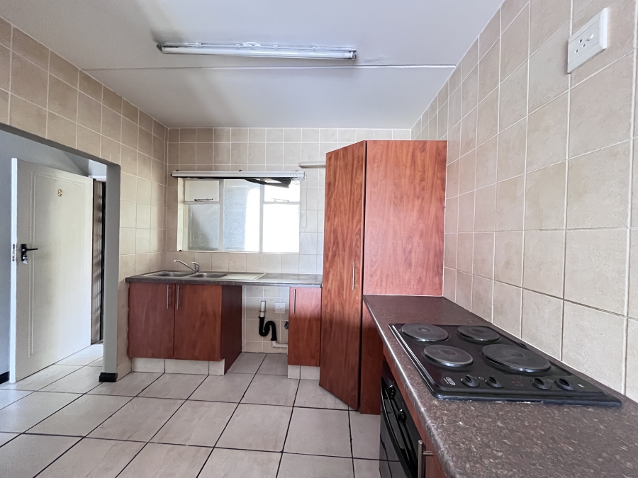 To Let 2 Bedroom Property for Rent in Hoogland Gauteng