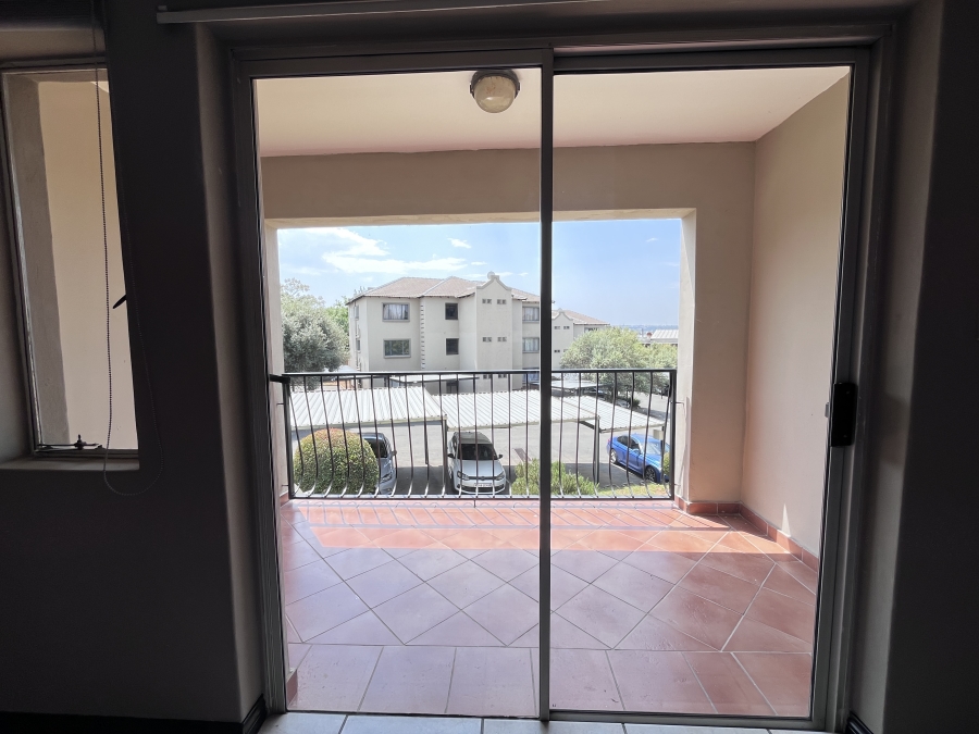 To Let 2 Bedroom Property for Rent in Hoogland Gauteng