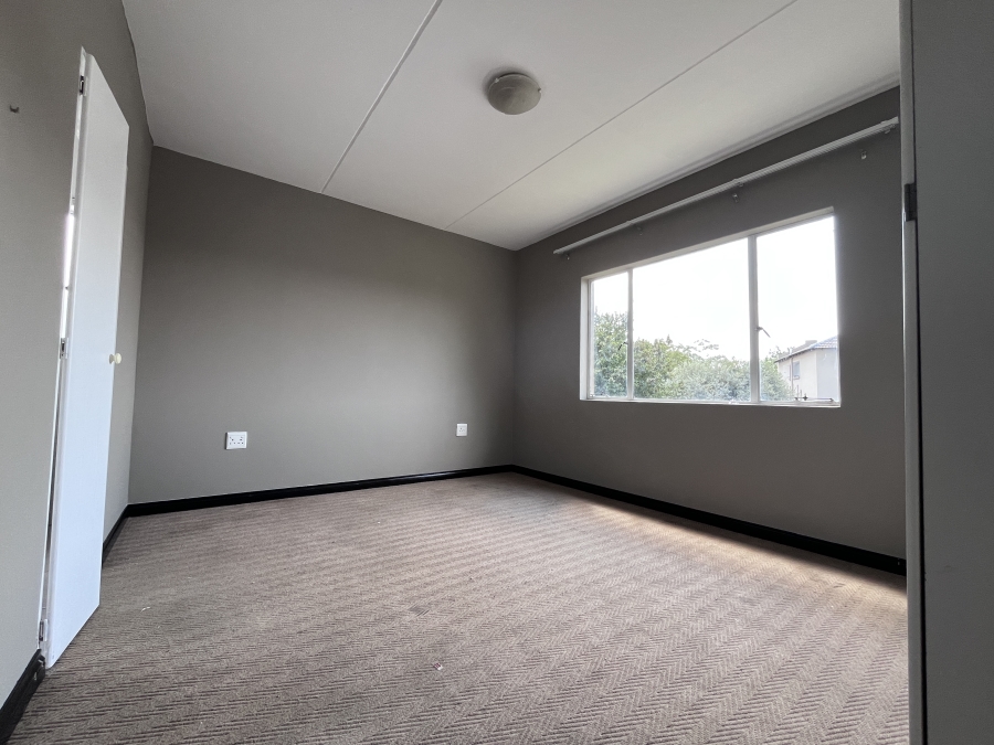 To Let 2 Bedroom Property for Rent in Hoogland Gauteng