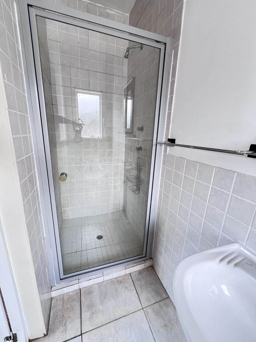 To Let 2 Bedroom Property for Rent in Hoogland Gauteng