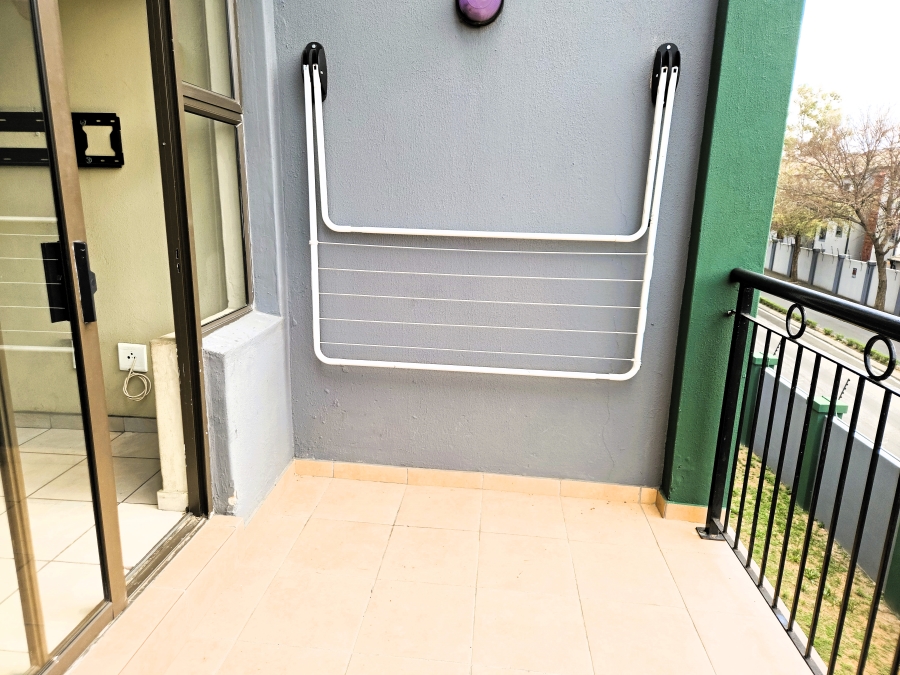 To Let 2 Bedroom Property for Rent in Honeydew Grove Gauteng