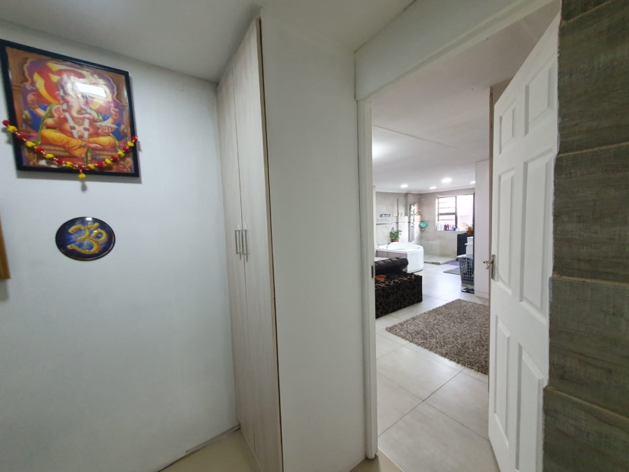 4 Bedroom Property for Sale in Sunair Park Gauteng