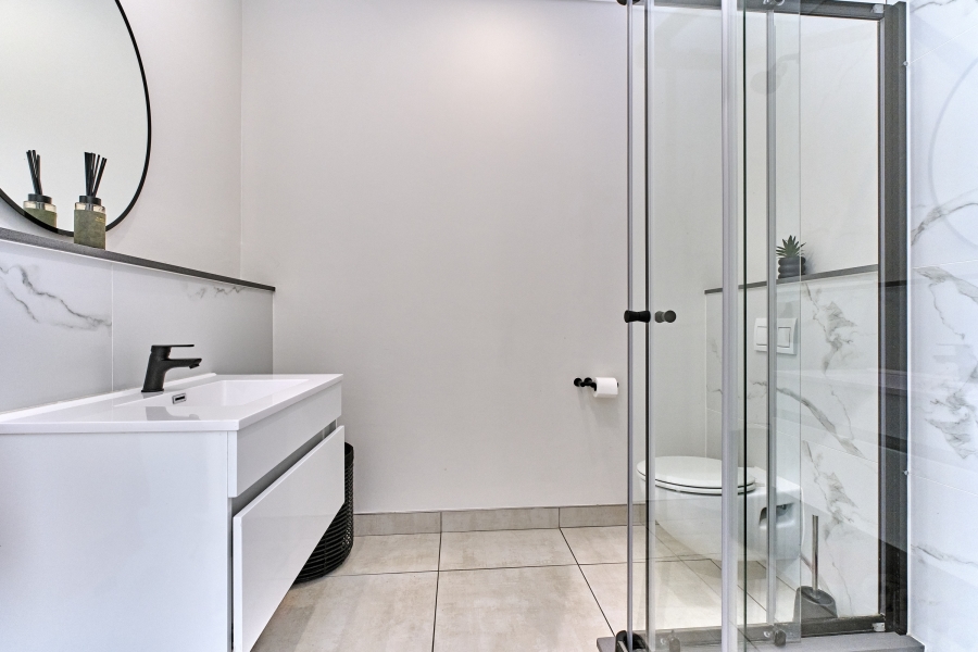 2 Bedroom Property for Sale in The Polofields Gauteng