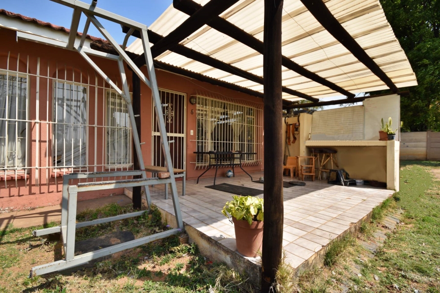 3 Bedroom Property for Sale in Bloubosrand Gauteng