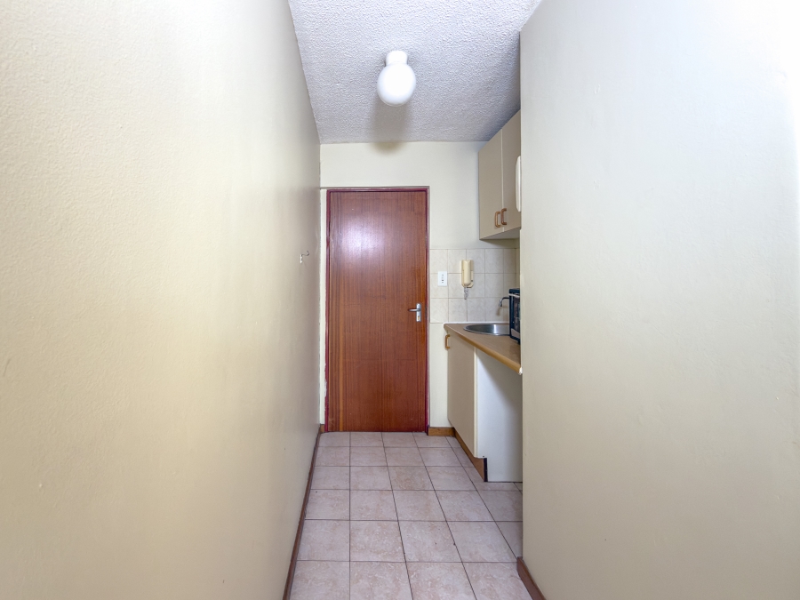 1 Bedroom Property for Sale in Hatfield Gauteng