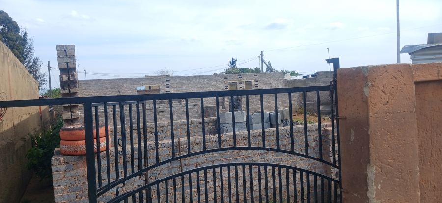 0 Bedroom Property for Sale in Orlando West Gauteng