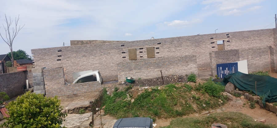 0 Bedroom Property for Sale in Orlando West Gauteng