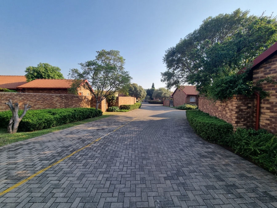 2 Bedroom Property for Sale in Meyerspark Gauteng